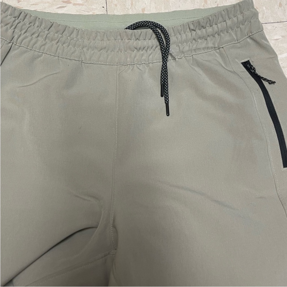 The North Face W Tekware Women's
Tea Green Joggers Size Small - Picture 11 of 16